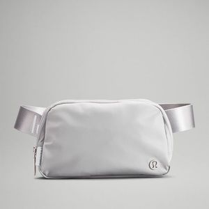 Lululemon Everywhere Belt Bag